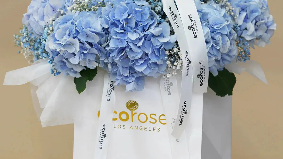 Hydrangeas: The Heart of the Best Flower Arrangement Delivery ECOROSES - Bouquets & Florals