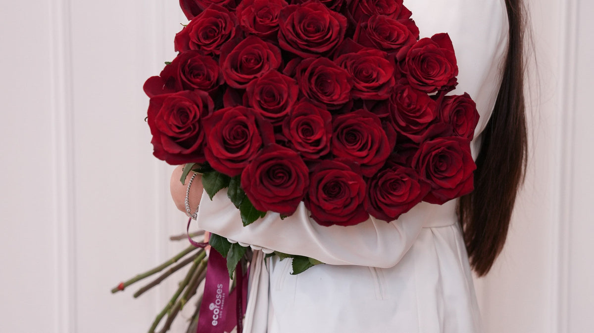 Sending Flowers to Men: A Practical Guide