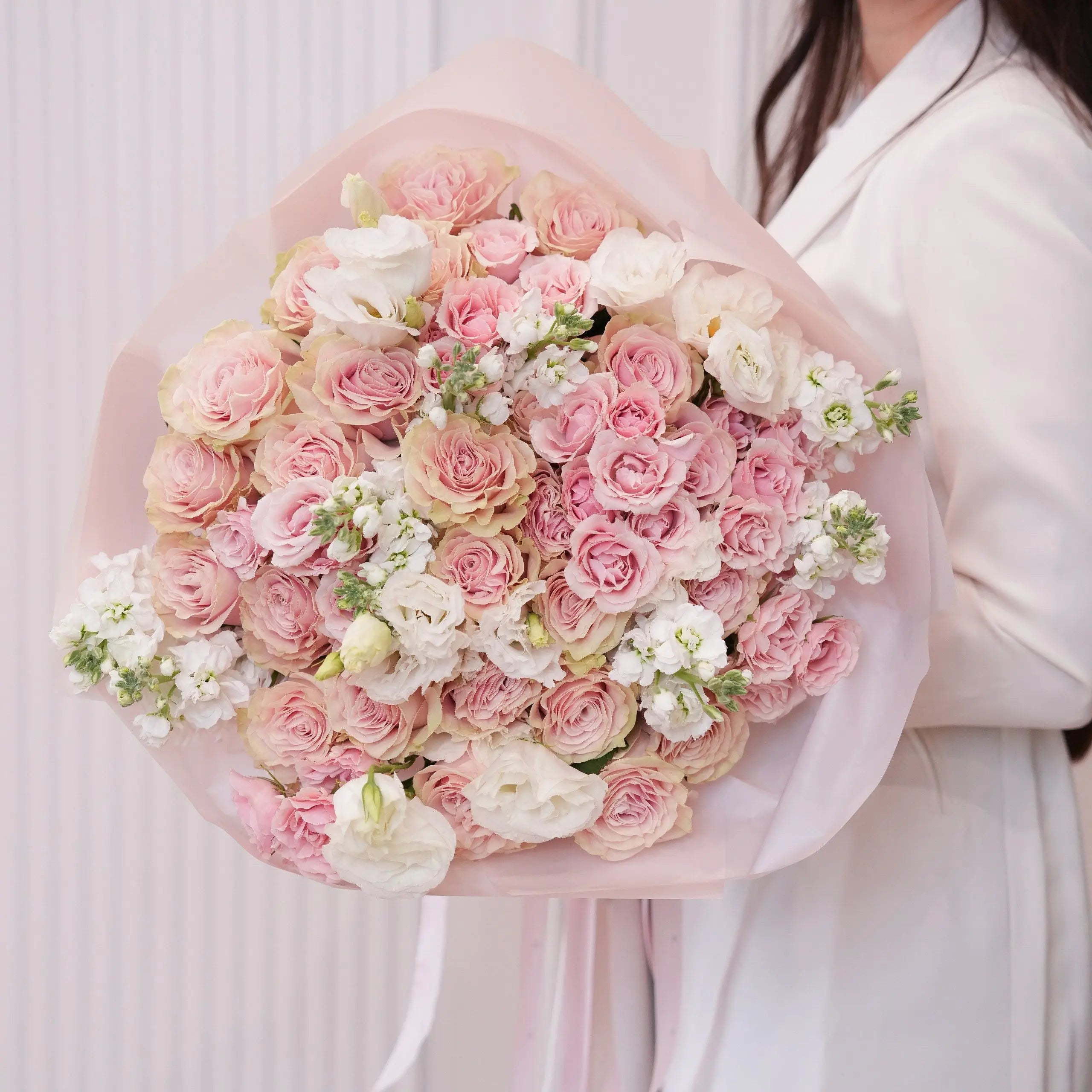 Same-day flower delivery in Glendale CA — Ecoroses boutique arrangements on San Fernando Road