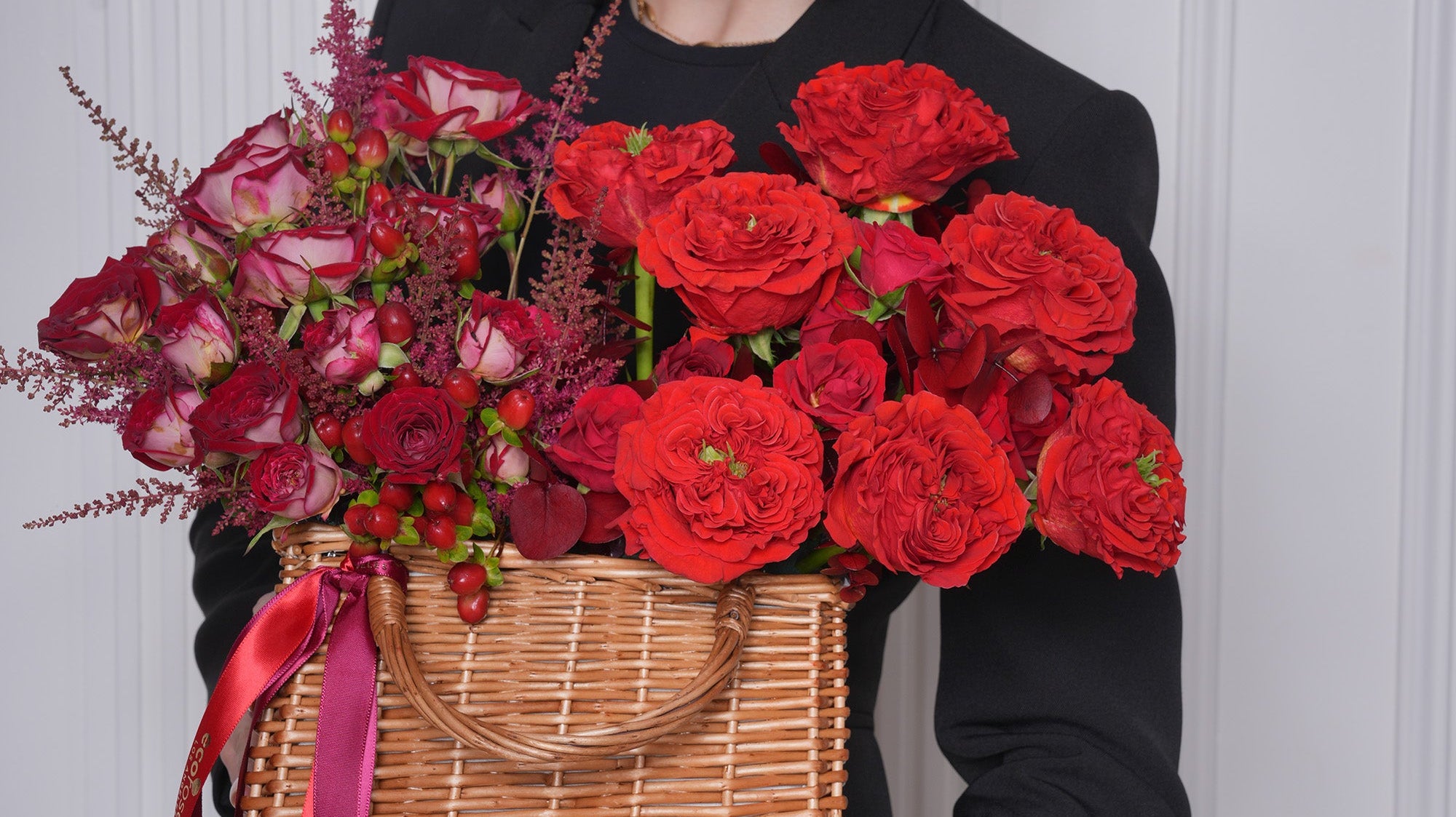 Flower delivery Highland Park CA — Ecoroses hand-tied bouquet from Glendale studio