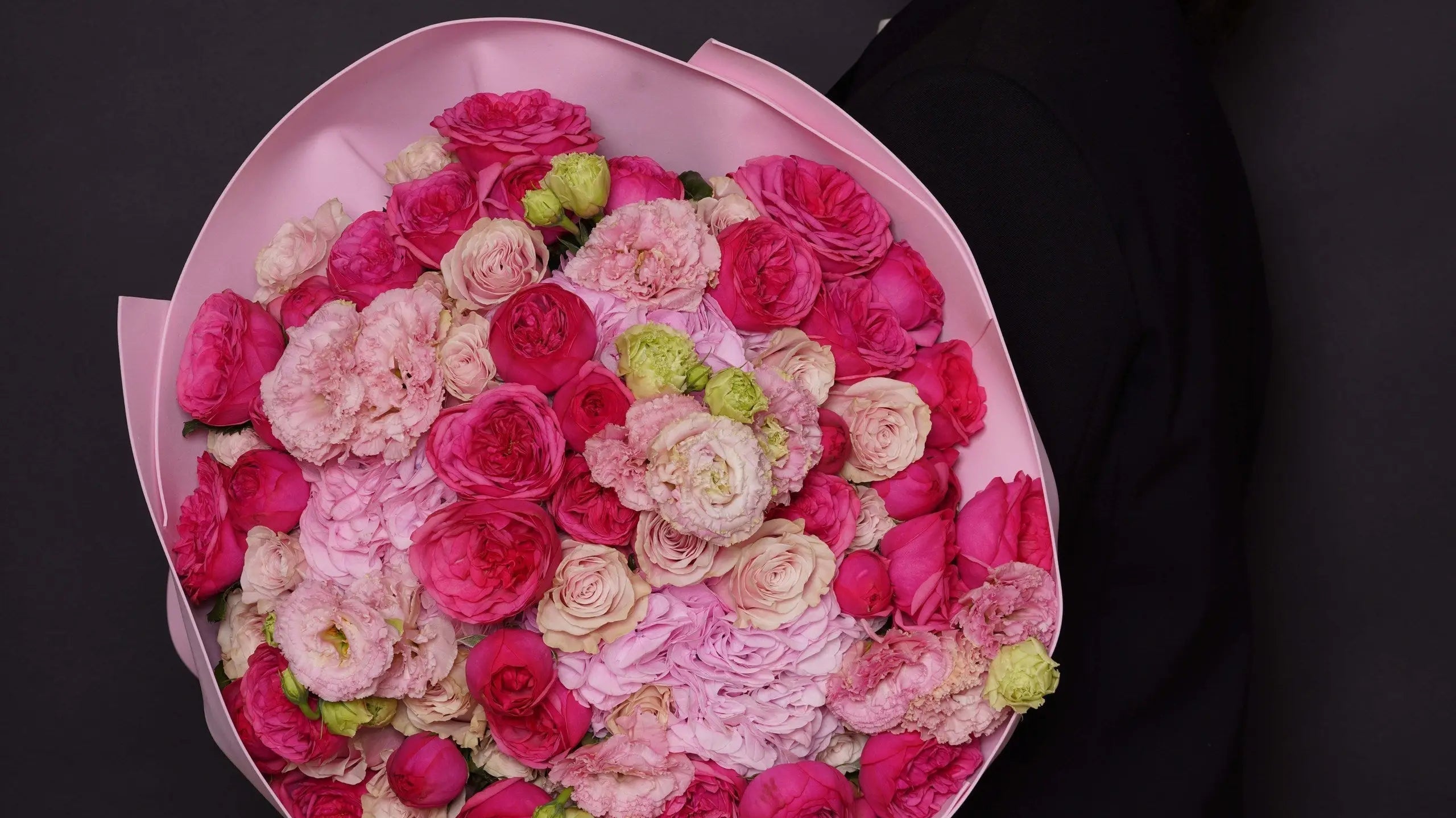 Send flowers Los Angeles same day — Ecoroses boutique florist delivering across LA from Glendale and North Hollywood studios