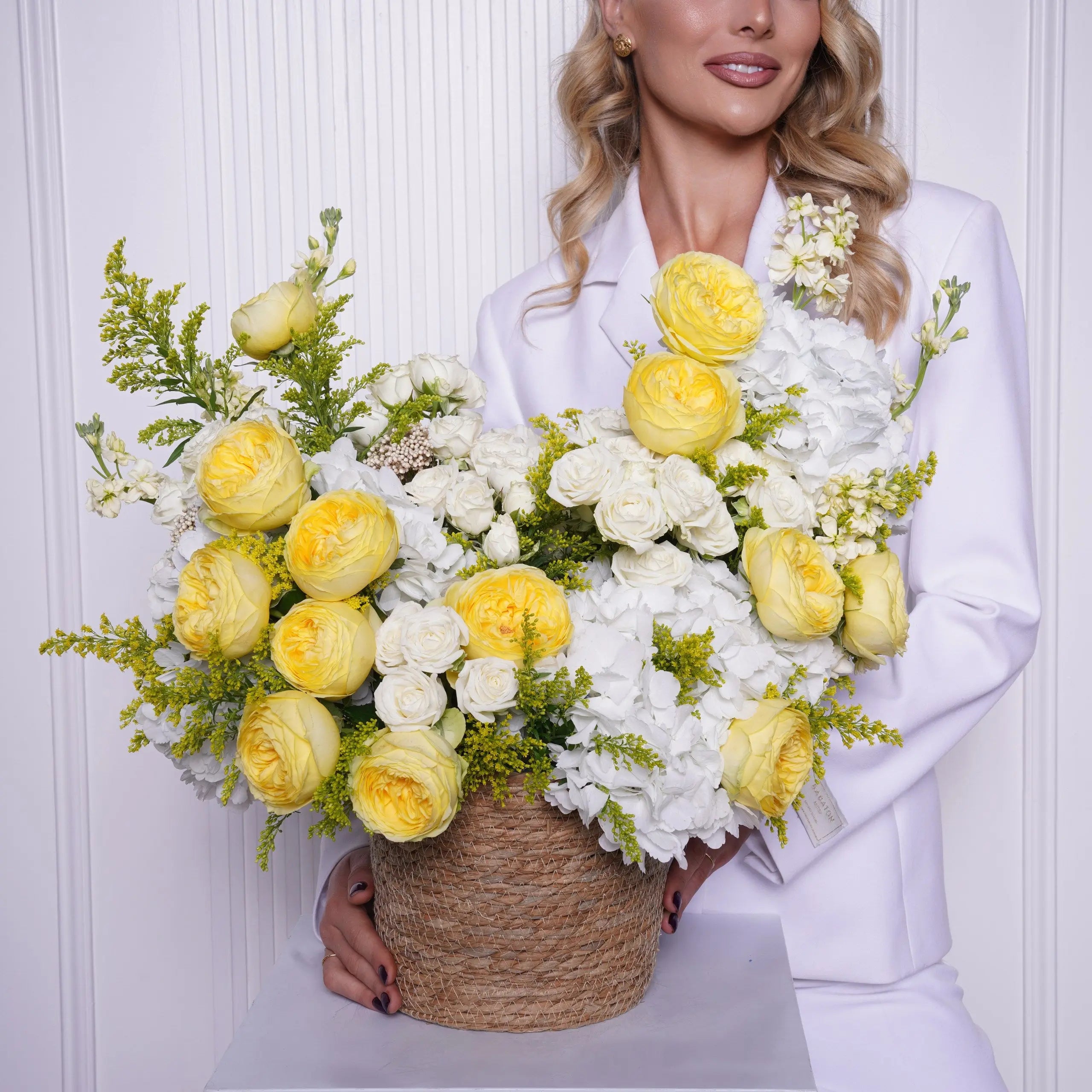 Lucetta — buttery yellow garden rose vase arrangement by Ecoroses | flower delivery Los Angeles