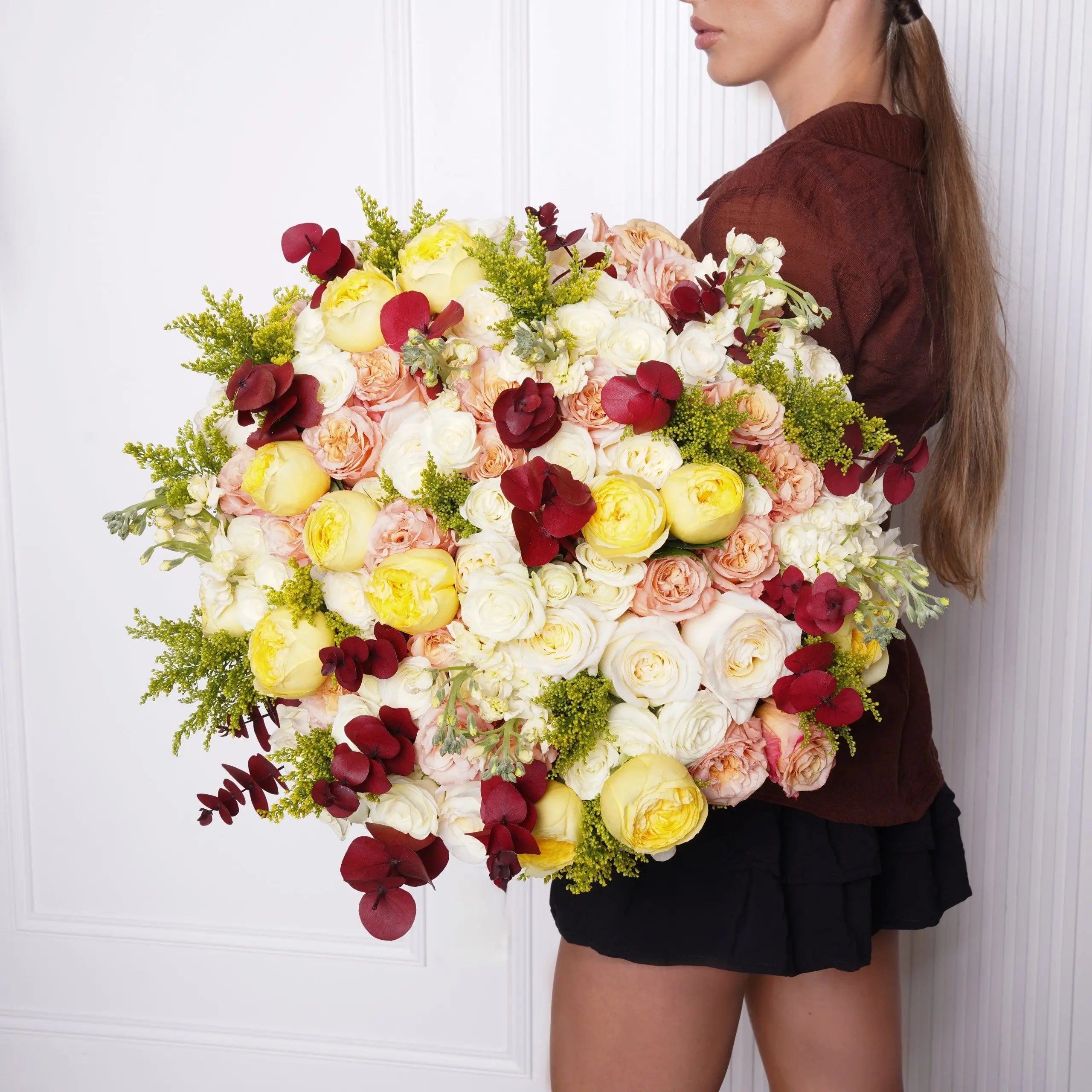Liana — yellow, cream & peach roses bouquet, hand-tied by Ecoroses | flower delivery Los Angeles