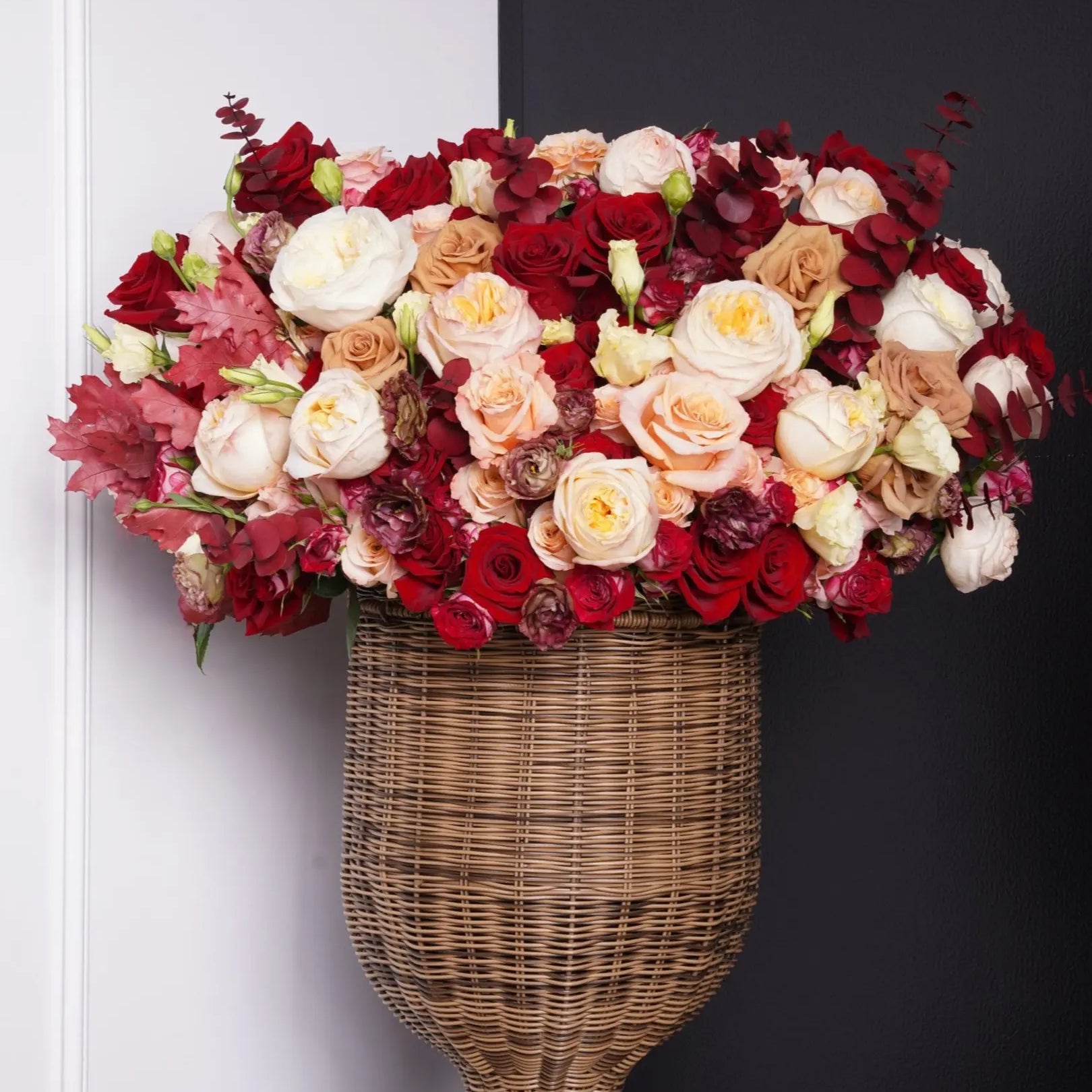 Toscana Rustica — autumnal Tuscan garden roses bouquet, hand-tied by Ecoroses | flower delivery Los Angeles
