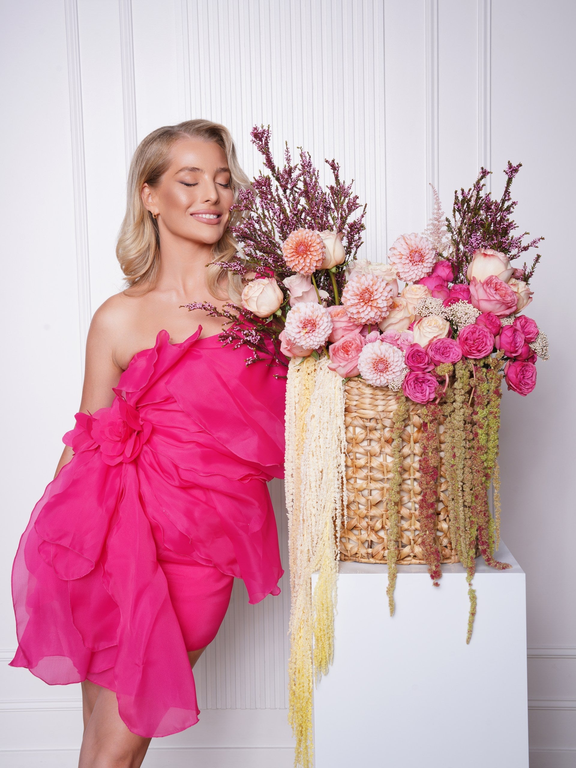 Rose bouquets in red, blush, cream, and coral by Ecoroses, a Los Angeles florist