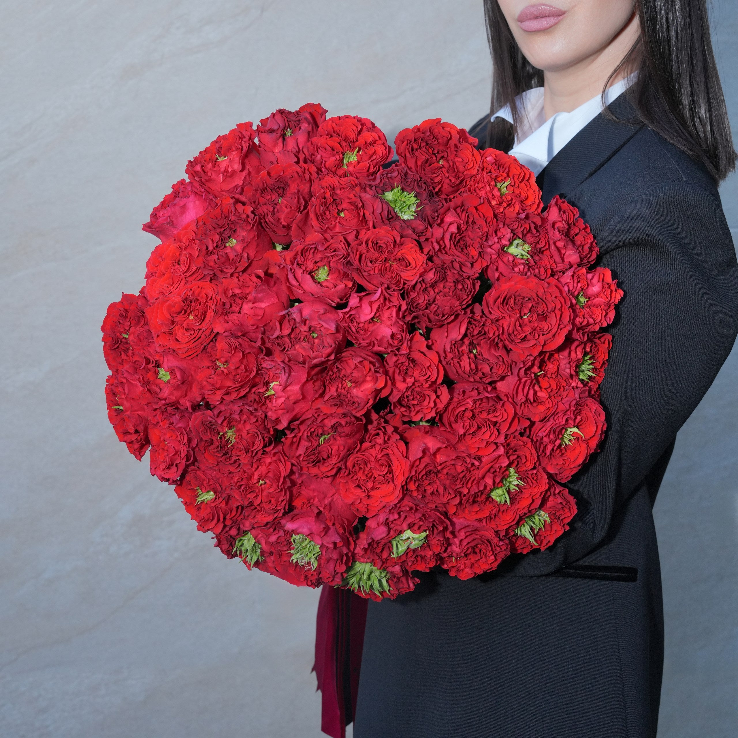 Carmela luxury bouquet — 50 deep crimson Red Eye roses with burgundy centers in a romantic hand-tied arrangement | Ecoroses Los Angeles